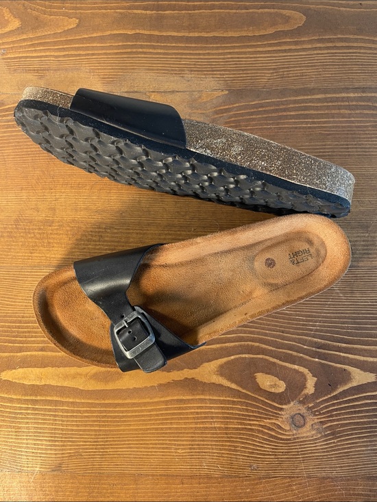 Left&Right Shoes - Black Single Strap Minimalist Slide Sandals with Buckle in leather W41